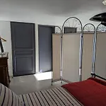 Maison Isolee Avec Piscine Privee Et Spa, Charente - Fr-1-653-4 בית נופש