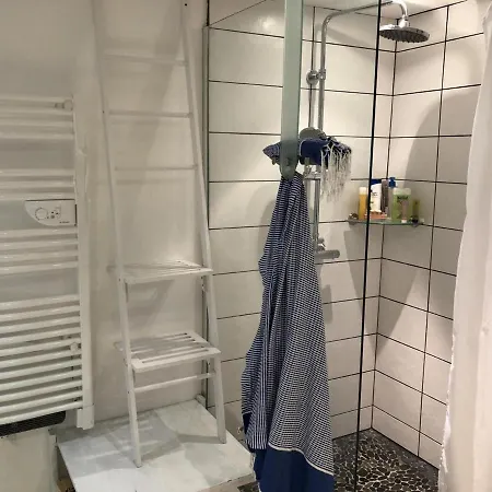 Maison Isolee Avec Piscine Privee Et Spa, Charente - Fr-1-653-4 Montignac-le-Coq