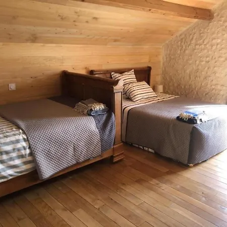 Vakantiehuis Maison Isolee Avec Piscine Privee Et Spa, Charente - Fr-1-653-4