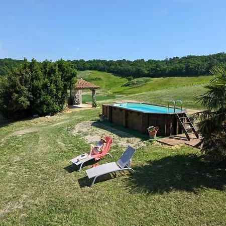 Maison Isolee Avec Piscine Privee Et Spa, Charente - Fr-1-653-4 * Montignac-le-Coq