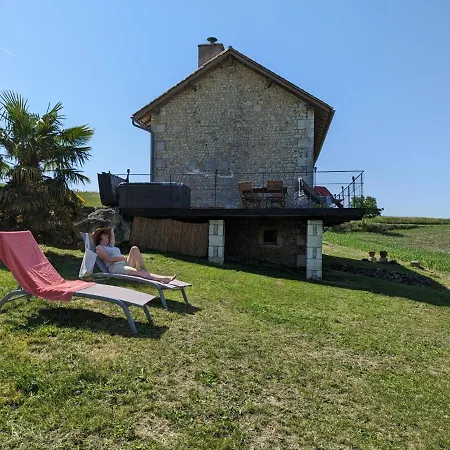 Maison Isolee Avec Piscine Privee Et Spa, Charente - Fr-1-653-4 Montignac-le-Coq
