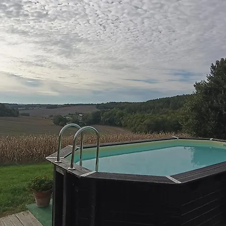 בית נופש Maison Isolee Avec Piscine Privee Et Spa, Charente - Fr-1-653-4 *