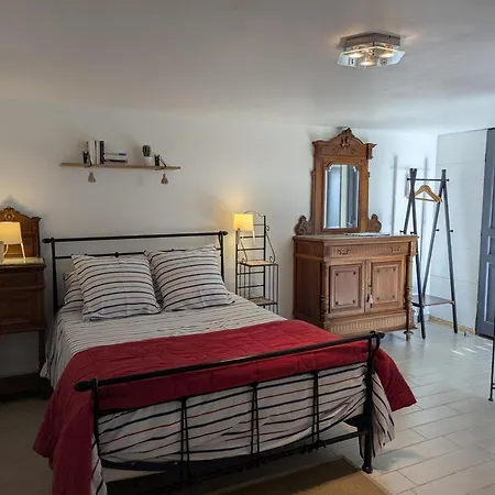 Maison Isolee Avec Piscine Privee Et Spa, Charente - Fr-1-653-4 Feriehus *
