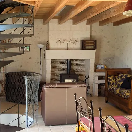Maison Isolee Avec Piscine Privee Et Spa, Charente - Fr-1-653-4 Feriehus Montignac-le-Coq